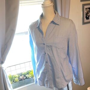 Riders by Lee Light Blue Button-Down Shirt